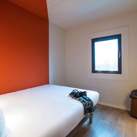 Ibis Budget Stein Maastricht Екстер'єр фото