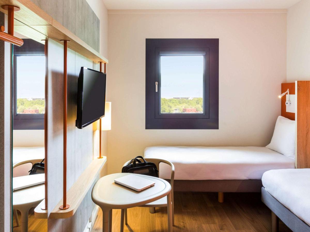Ibis Budget Stein Maastricht Екстер'єр фото