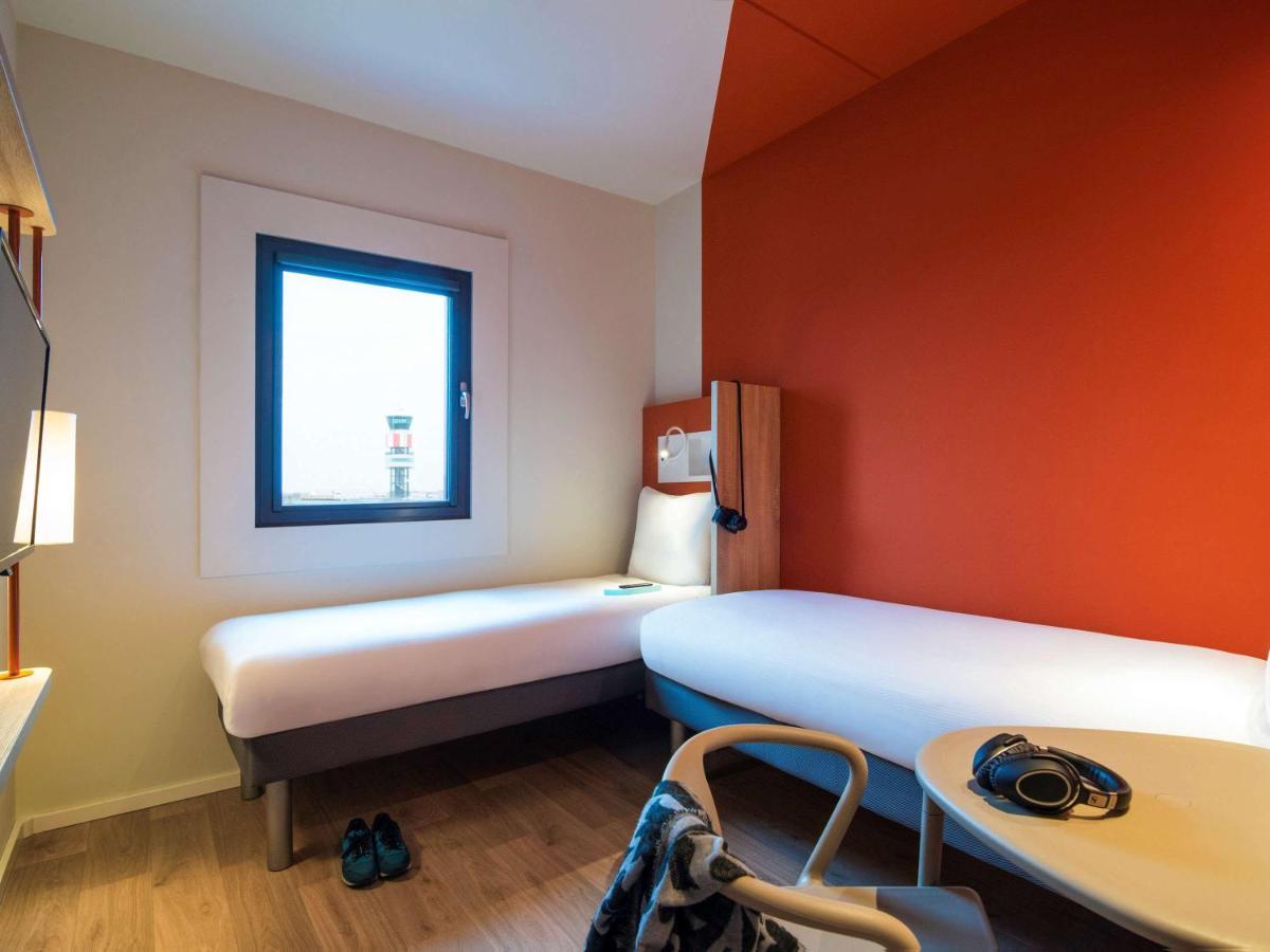 Ibis Budget Stein Maastricht Екстер'єр фото